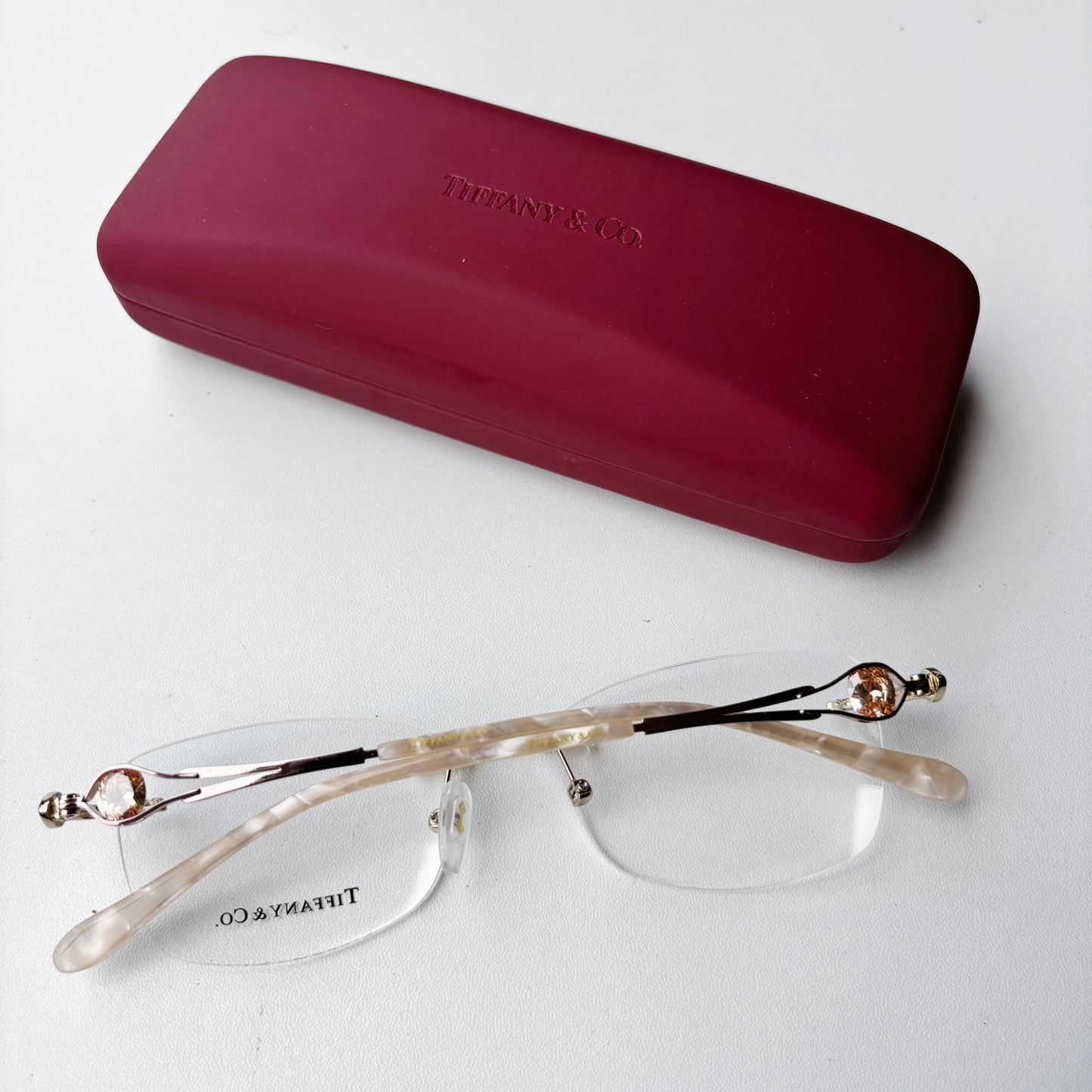 Rimless Crystal Frames